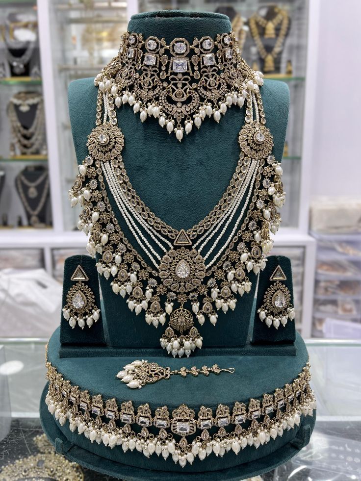Super Diwali Sale Combo Jewellery Set Buy 1 Get 1 Free